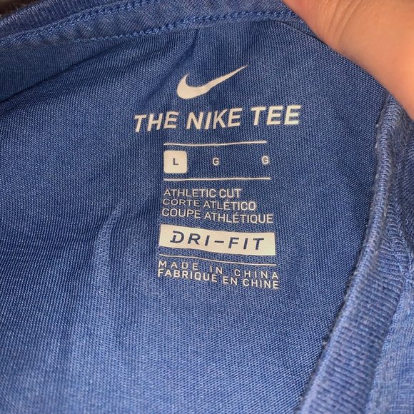 Mens Blue Nike Work out dry fit shirt - Picture 2 of 2